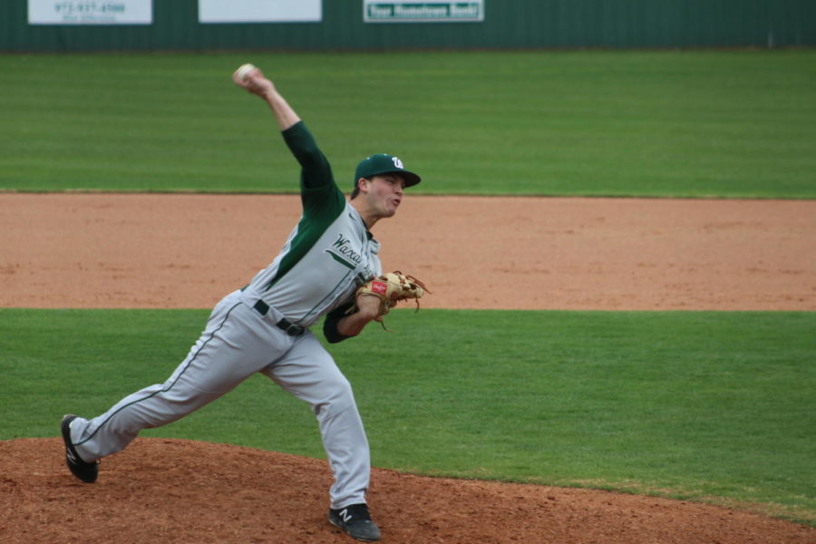 Indians saw off the 'Horns