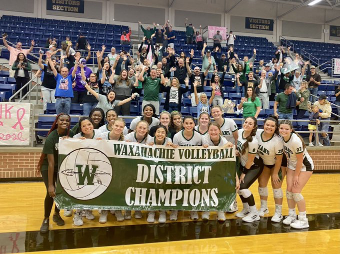 Waxahachie+volleyball+clenches+District+Title