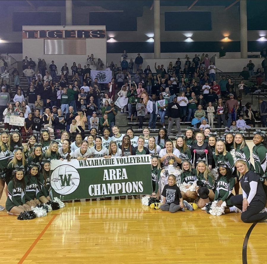 Volleyball+advances+to+round+three+of+playoffs